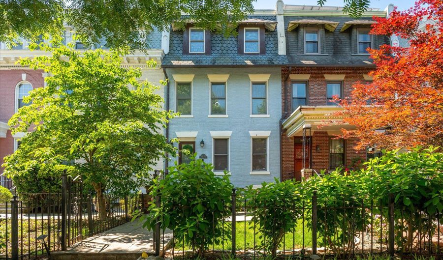 28 BRYANT St NW 1, Washington, DC 20001 - 2 Beds, 2 Bath