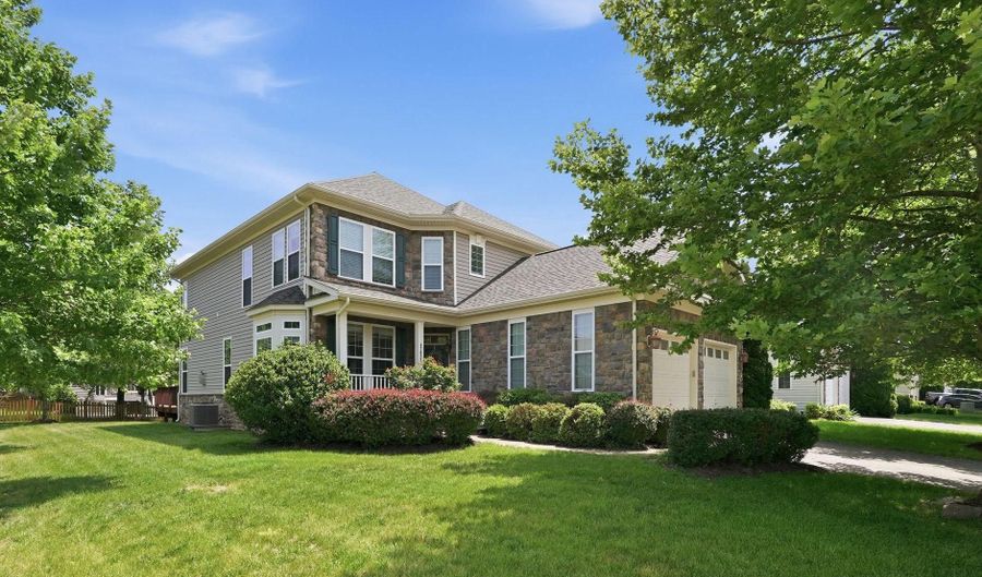 42022 ZIRCON Dr, Aldie, VA 20105 - 4 Beds, 5 Bath