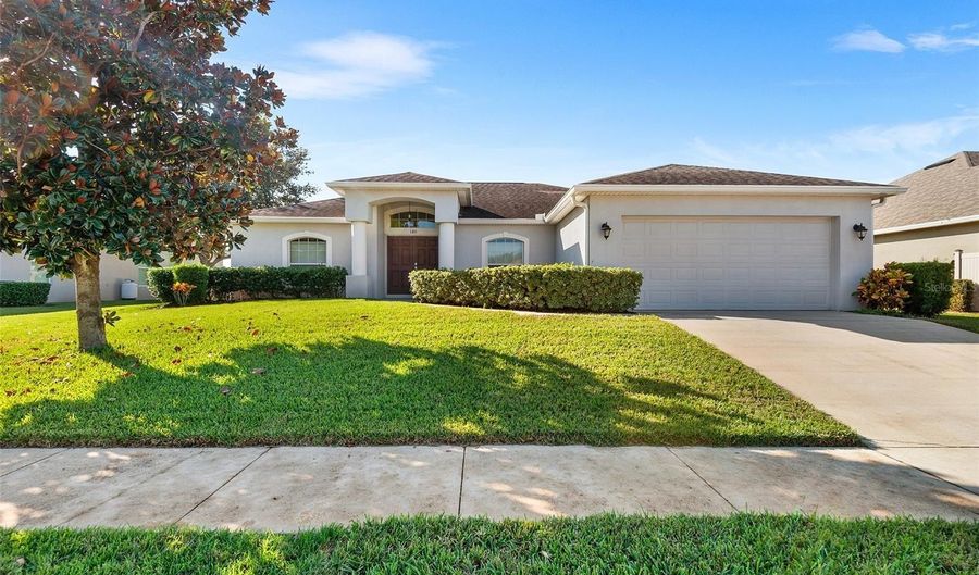 140 LAKE ARIETTA Ct, Auburndale, FL 33823 - 3 Beds, 2 Bath