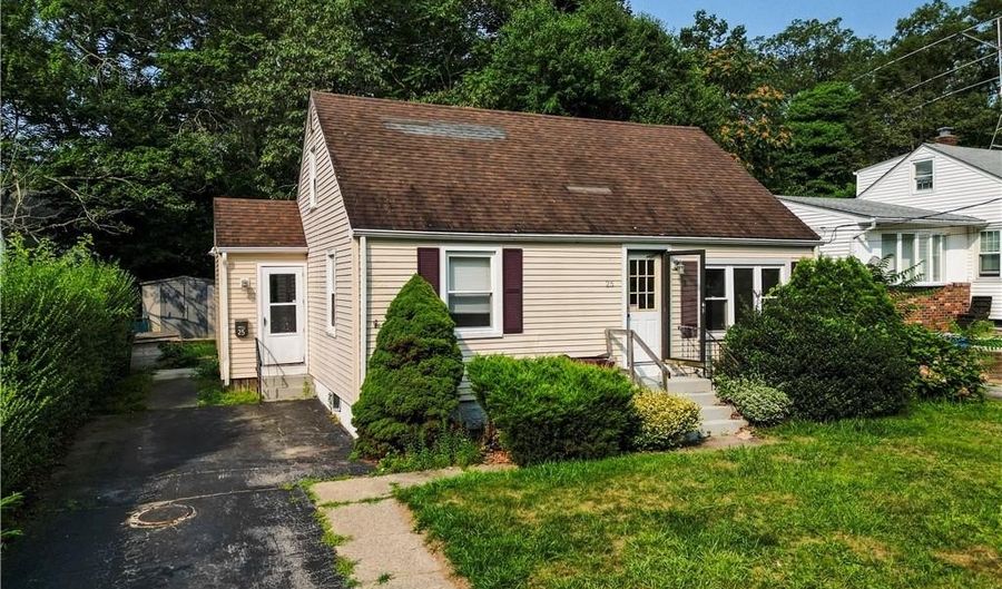 25 Patton St, Coventry, RI 02816 - 3 Beds, 1 Bath