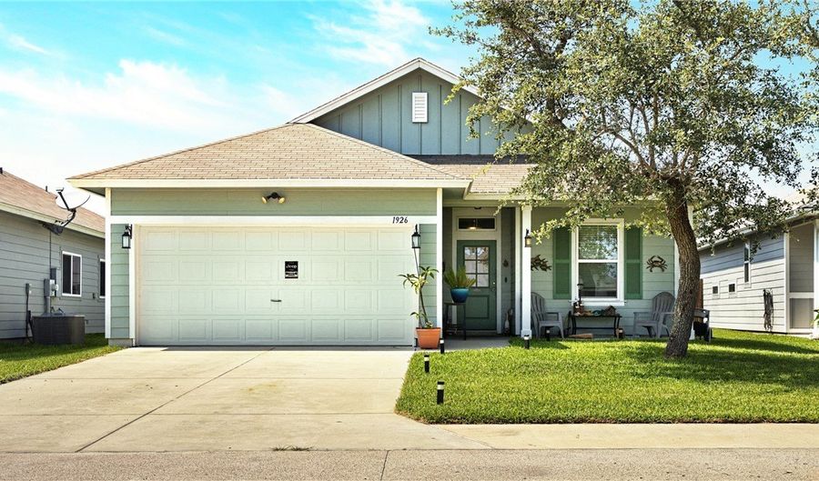 1926 Shellbank Ave, Aransas Pass, TX 78336 - 4 Beds, 2 Bath