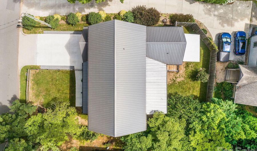 192 Virginia Ave, Asheville, NC 28806 - 4 Beds, 3 Bath