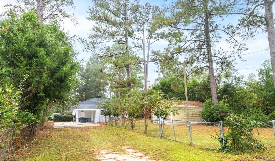 1505 Fifth Ave, Albany, GA 31707 - 3 Beds, 2 Bath