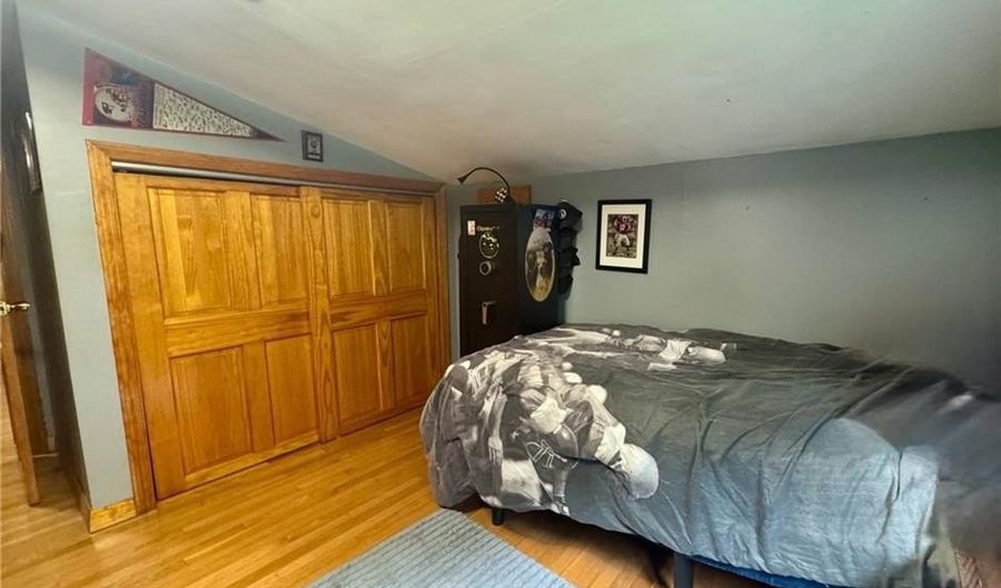 542 Main St, Hopkinton, RI 02833 - 3 Beds, 2 Bath
