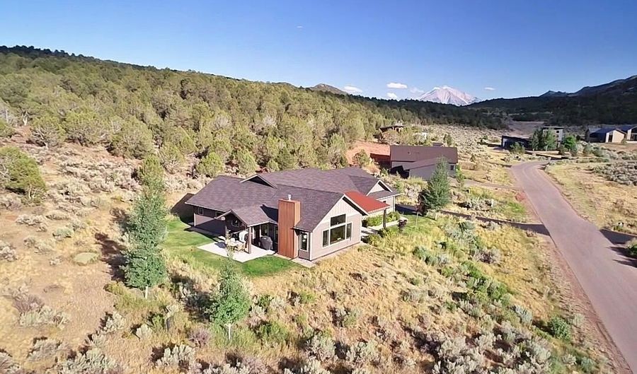 951 Hidden Valley Dr, Glenwood Springs, CO 81601 - 3 Beds, 4 Bath