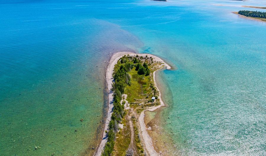 9501 Indian Rd, Alpena, MI 49707 - 2 Beds, 2 Bath