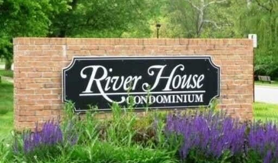 1209 Island Dr 204, Ann Arbor, MI 48105 - 2 Beds, 1 Bath