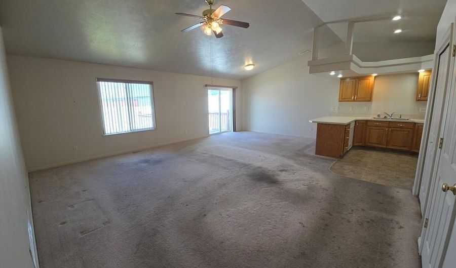 3698 E Heartland Cir, Ammon, ID 83406 - 3 Beds, 2 Bath