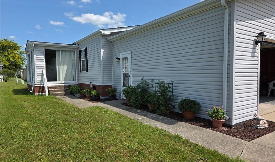 123 Golden Pond, Akron, NY 14001 - 3 Beds, 2 Bath
