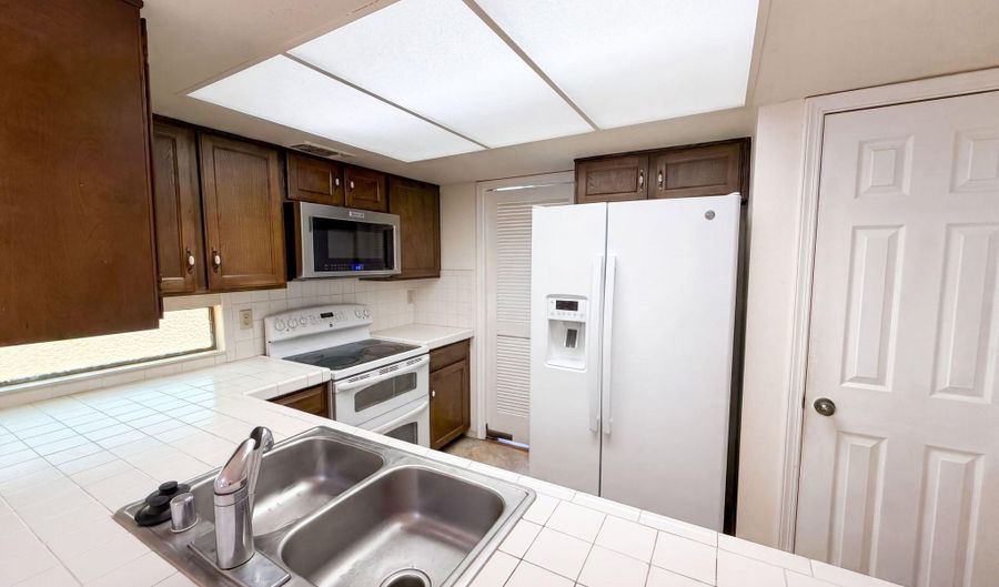 6908 Welton Dr NE, Albuquerque, NM 87109 - 4 Beds, 2 Bath