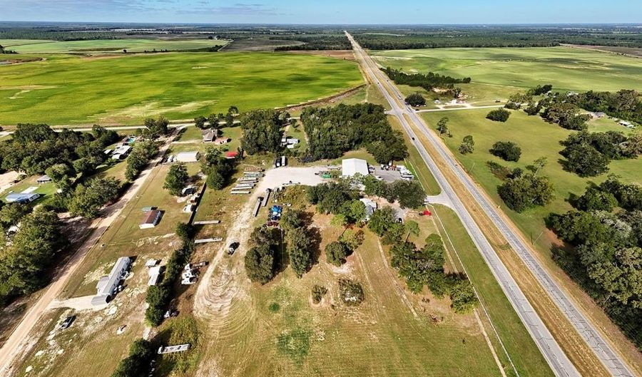 2519 Dothan Rd, Bainbridge, GA 39817 - 1 Beds, 3 Bath