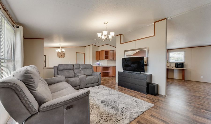 2605 Gills Crossing Ct, Alvarado, TX 76009 - 4 Beds, 2 Bath