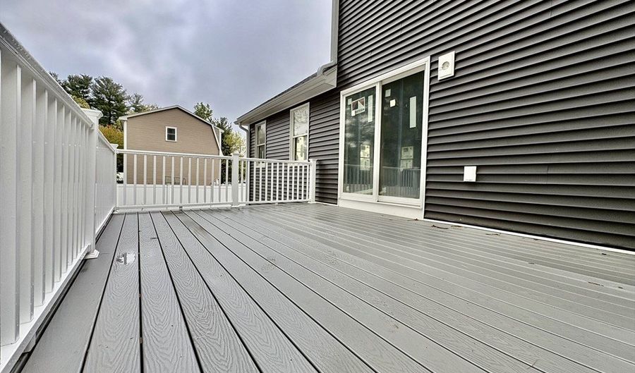 11 Beverly Rd, Billerica, MA 01821 - 4 Beds, 4 Bath
