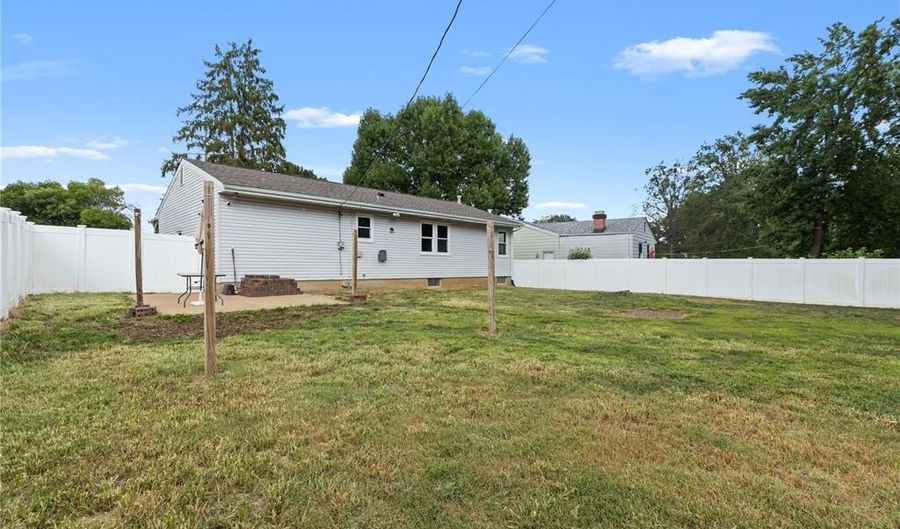 7616 Cheshire Ln, Affton, MO 63123 - 3 Beds, 1 Bath
