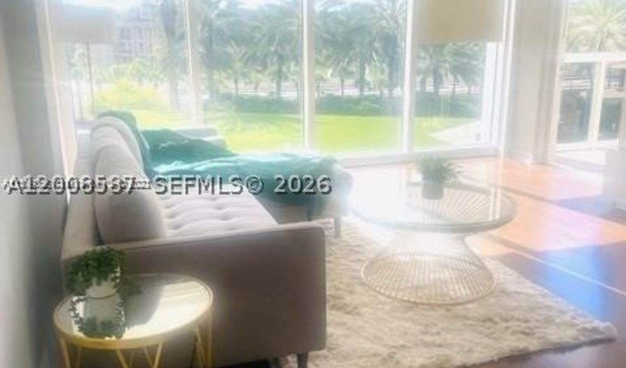 10275 Collins Ave 327, Bal Harbour, FL 33154 - 1 Beds, 2 Bath