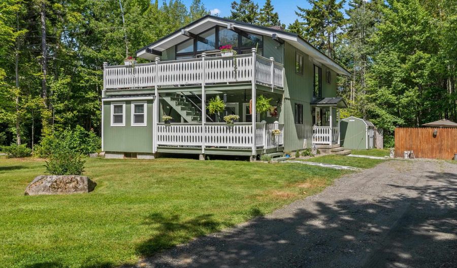 95 Noyes St, Bethlehem, NH 03574 - 4 Beds, 2 Bath