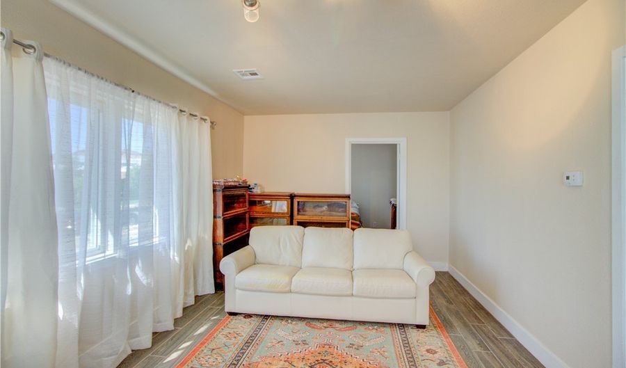 533 Date St, Boulder City, NV 89005 - 2 Beds, 1 Bath