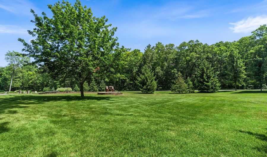 1780 Shady Ln, Allegan, MI 49010 - 4 Beds, 4 Bath