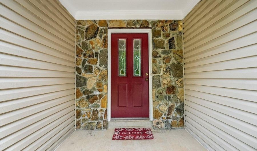 25501 FROSTY MEADOW Ln, Aldie, VA 20105 - 4 Beds, 4 Bath