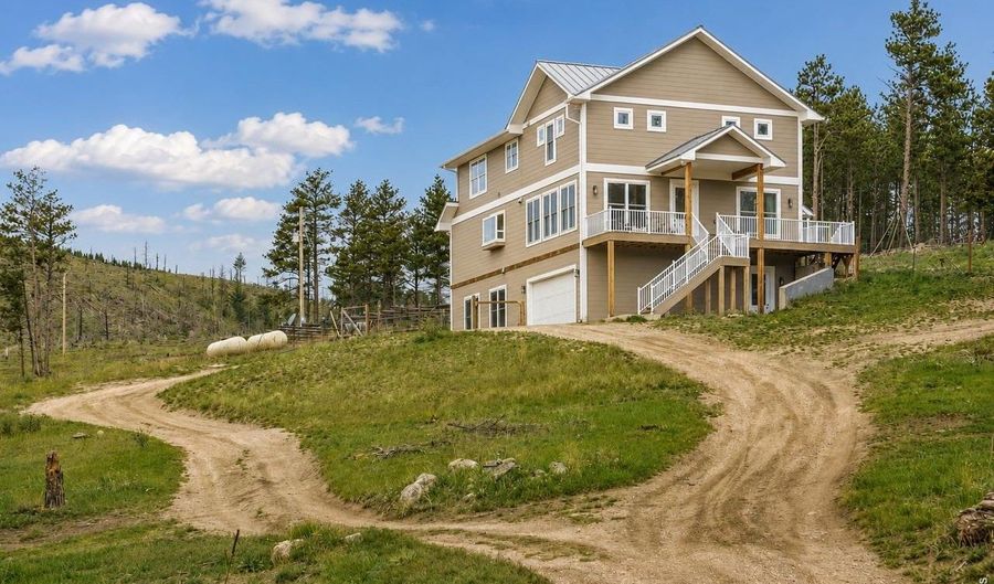 2051 Stove Prairie Rd, Bellvue, CO 80512 - 5 Beds, 4 Bath