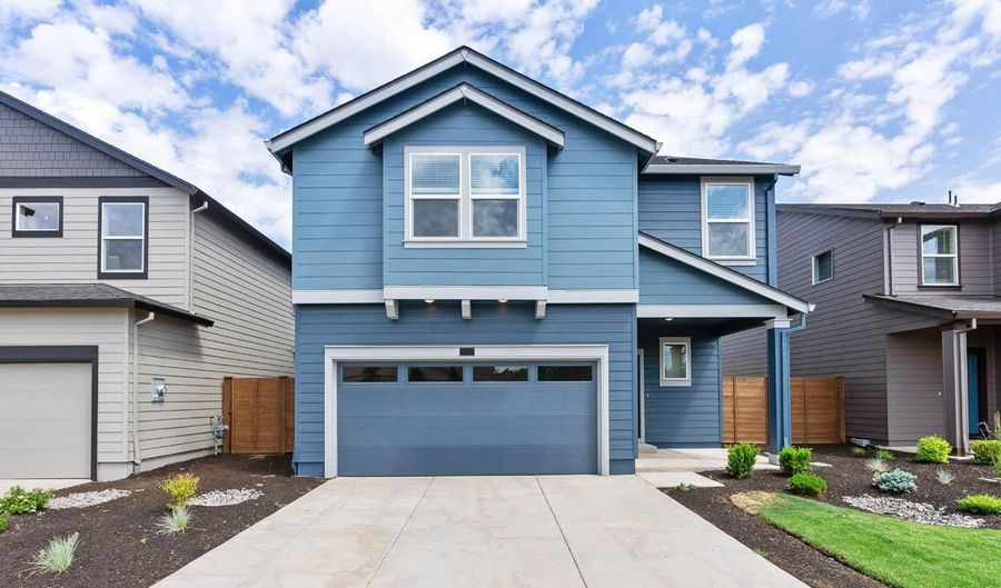 61168 Splendor Ln, Bend, OR 97702 - 4 Beds, 3 Bath