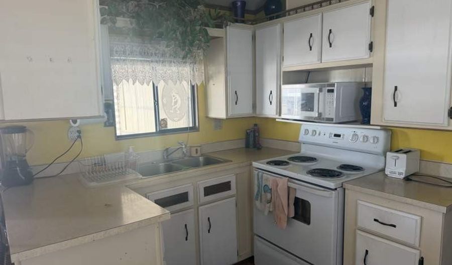 146 N Merrill Rd 151, Apache Junction, AZ 85120 - 1 Beds, 1 Bath