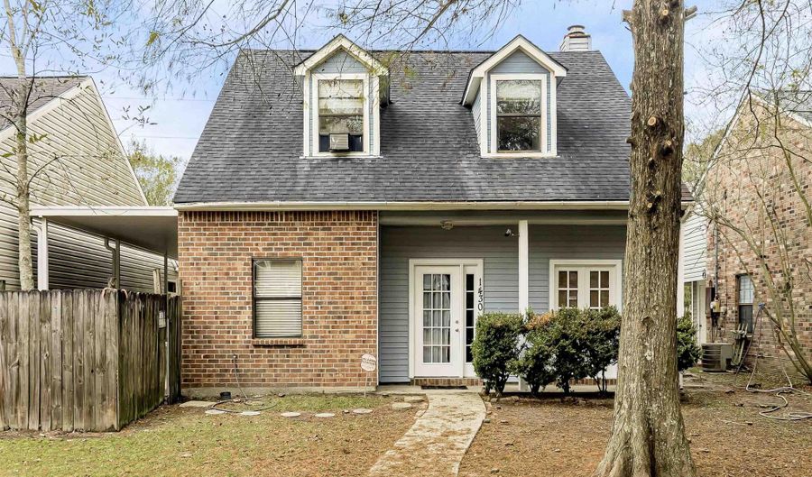 1430 Lila St, Baton Rouge, LA 70820 - 3 Beds, 3 Bath
