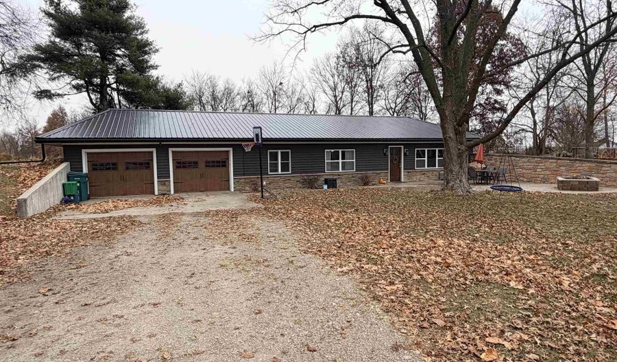 7179 73Rd St, Agency, IA 52530 - 3 Beds, 2 Bath
