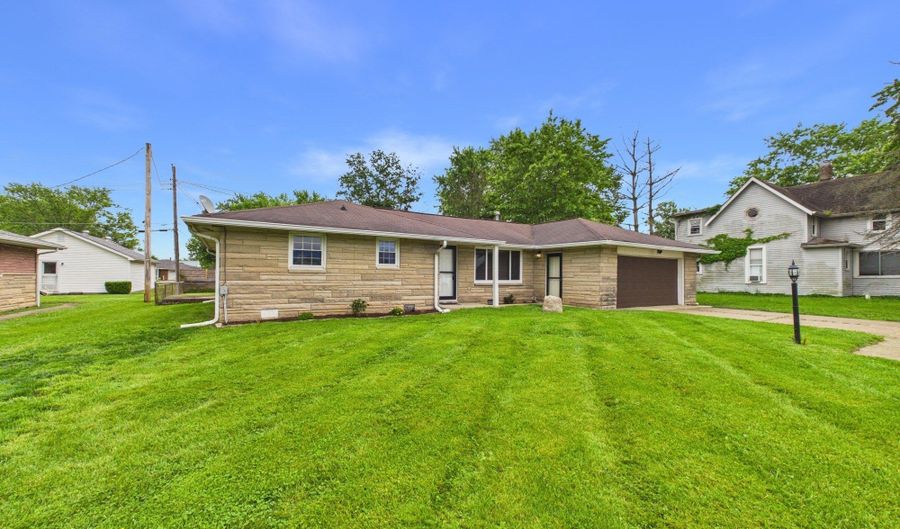 3180 S 200 E, Anderson, IN 46017 - 3 Beds, 2 Bath