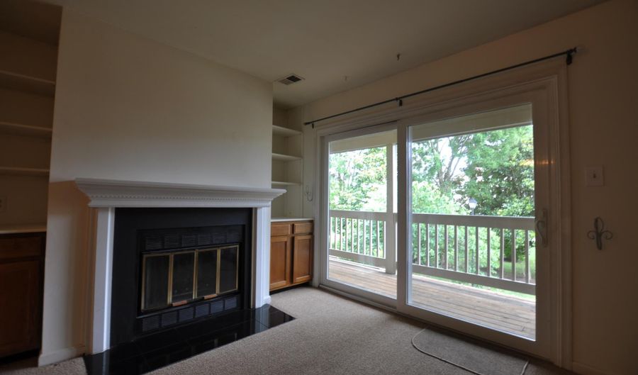 6204 REDINS Dr, Alexandria, VA 22310 - 2 Beds, 2 Bath