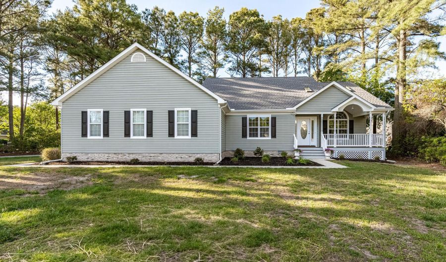 1465 OCEAN Pkwy, Berlin, MD 21811 - 4 Beds, 3 Bath