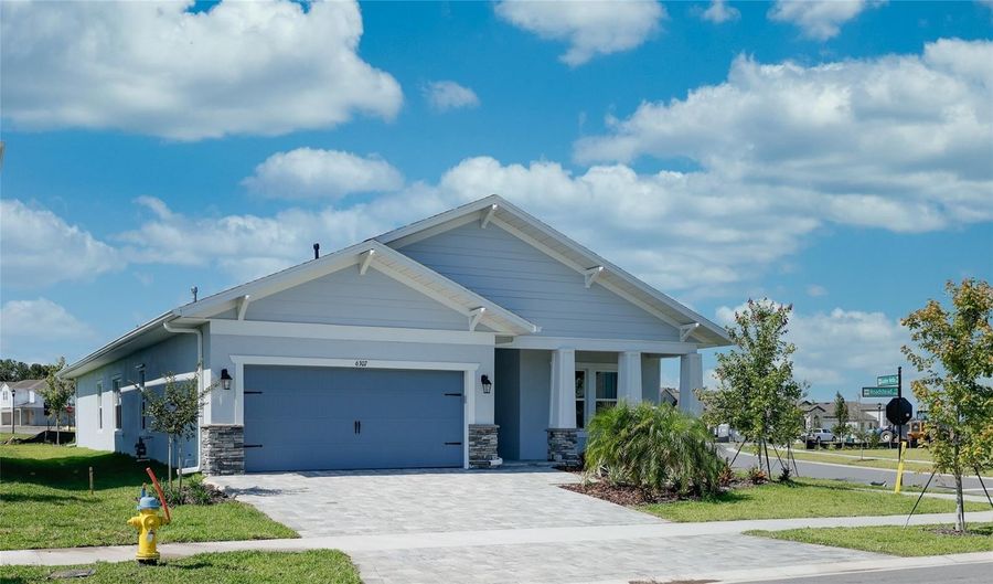 6307 ROADSTEAD Ct, Apollo Beach, FL 33572 - 4 Beds, 3 Bath