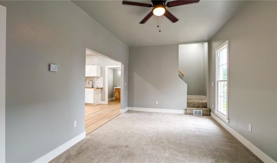 624 E Hawthorne St, Albert Lea, MN 56007 - 2 Beds, 1 Bath