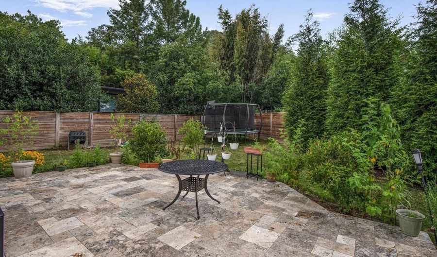 5805 MASSACHUSETTS Ave, Bethesda, MD 20816 - 5 Beds, 6 Bath