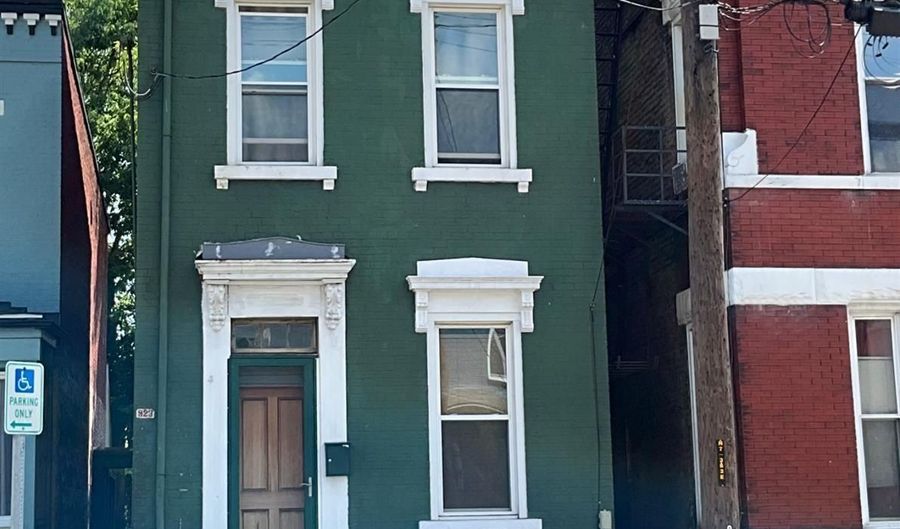 923 Findlay St, Cincinnati, OH 45214 - 4 Beds, 4 Bath