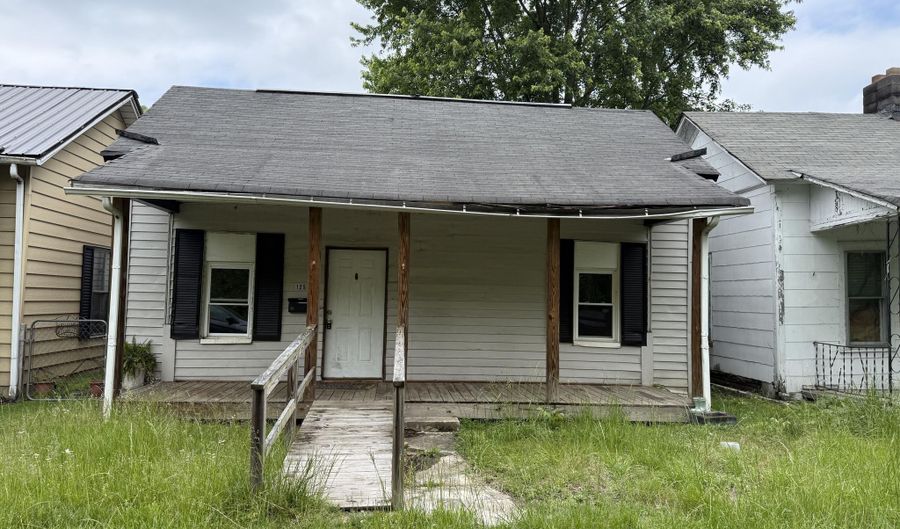 125 Keystone St, Appalachia, VA 24216 - 3 Beds, 2 Bath
