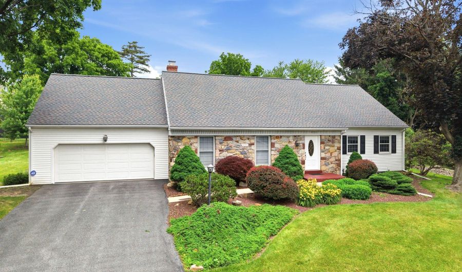 4053 WEDGEWOOD Rd, Allentown, PA 18104 - 4 Beds, 3 Bath