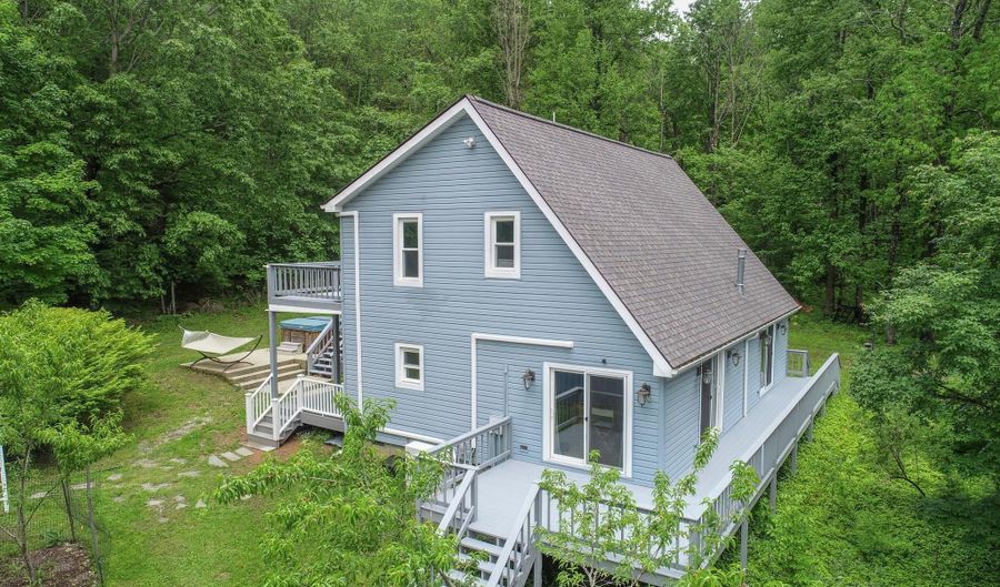 590 BEARFOOT, Accident, MD 21520 - 3 Beds, 2 Bath