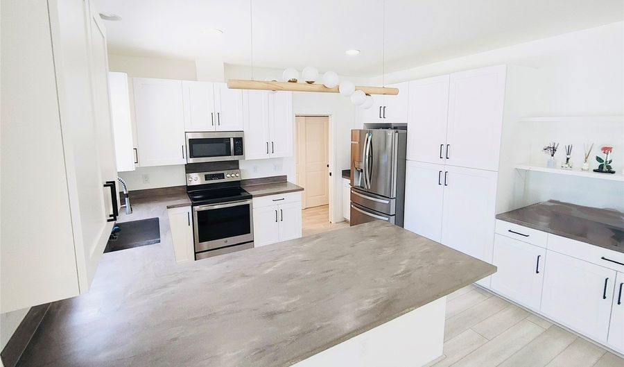 91-1879 Olali St, Ewa Beach, HI 96706 - 4 Beds, 3 Bath