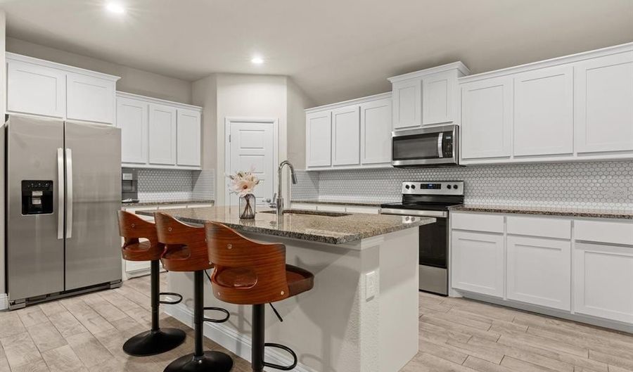 728 Golden Gate Park Rd, Alvarado, TX 76009 - 5 Beds, 3 Bath