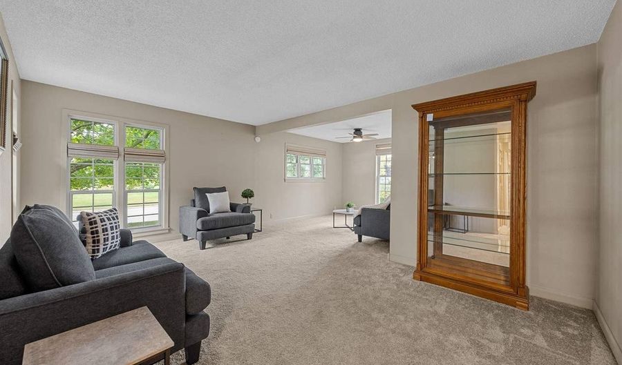 1108 E 3rd St, Anamosa, IA 52205 - 2 Beds, 2 Bath