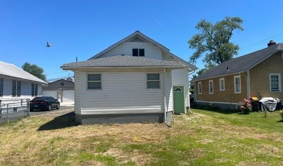 6 MARKET St, Aberdeen, MD 21001 - 2 Beds, 2 Bath