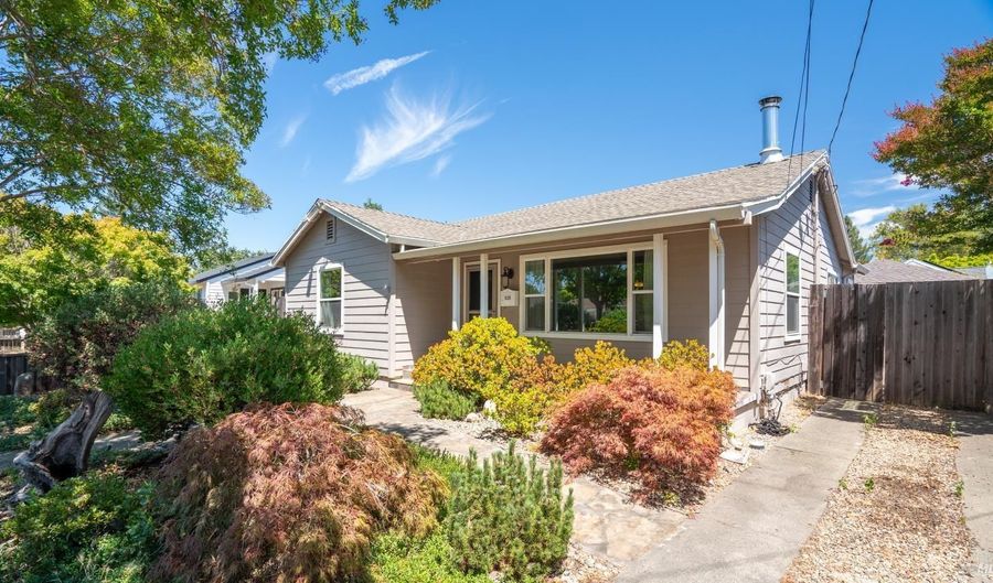 1820 Orchard St, Santa Rosa, CA 95404 - 3 Beds, 1 Bath