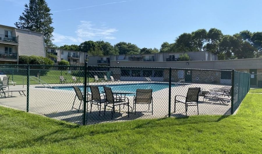 4318 Melody Ln 104, Madison, WI 53704 - 1 Beds, 1 Bath