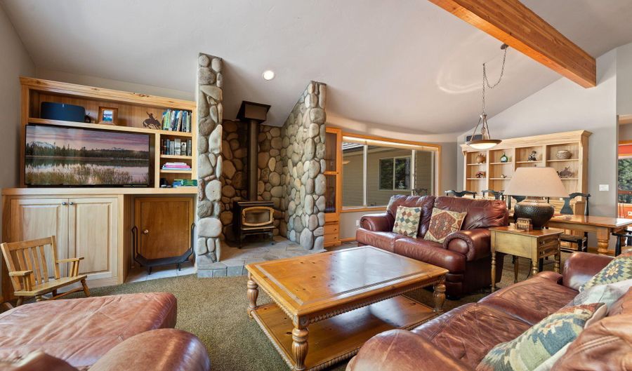 70255 Camaret GM 403, Black Butte Ranch, OR 97759 - 4 Beds, 4 Bath