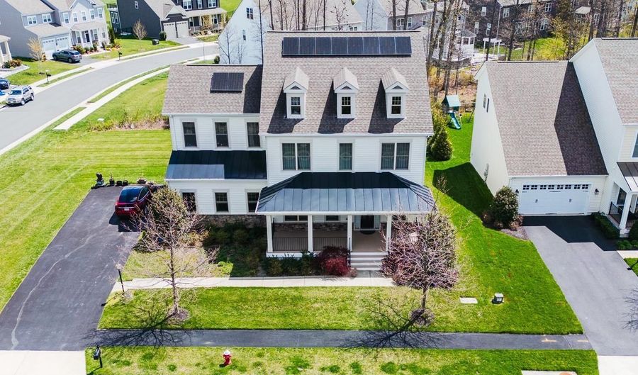 24814 BARRINGTON GROVE Ct, Aldie, VA 20105 - 5 Beds, 5 Bath