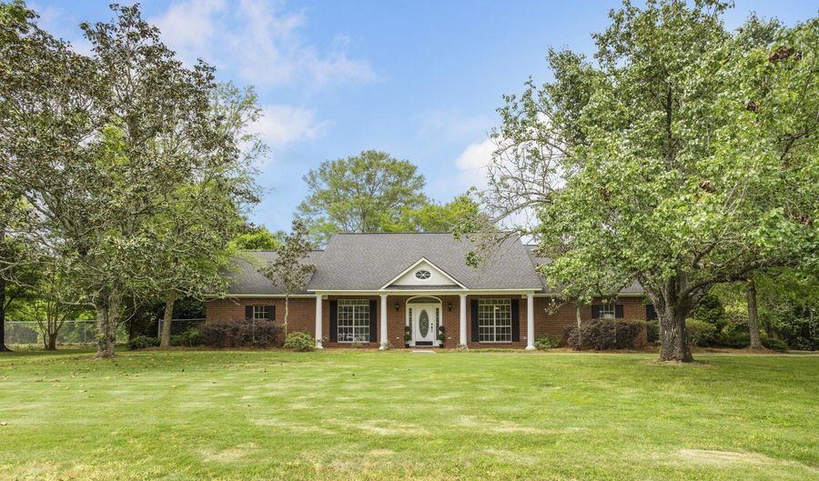 1918 Old Highway 16, Benton, MS 39039 - 3 Beds, 3 Bath