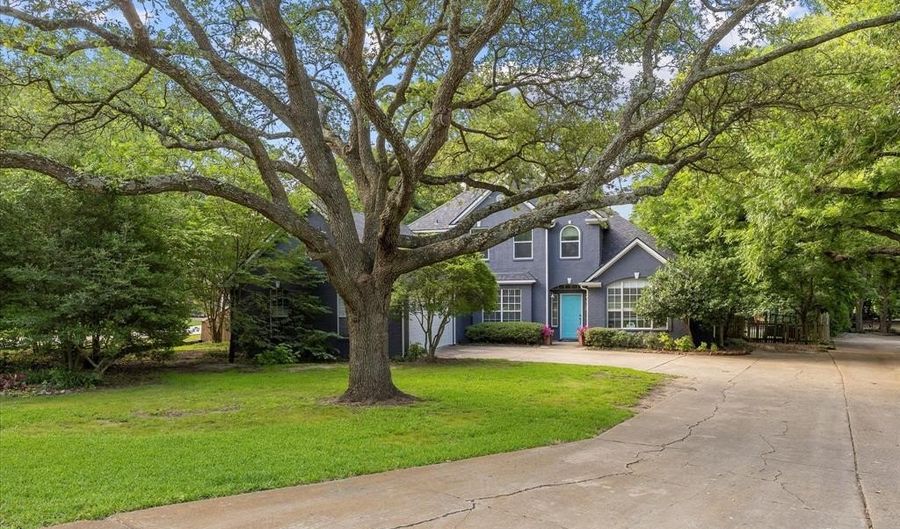 650 Sorita Cir, Heath, TX 75032 - 3 Beds, 3 Bath