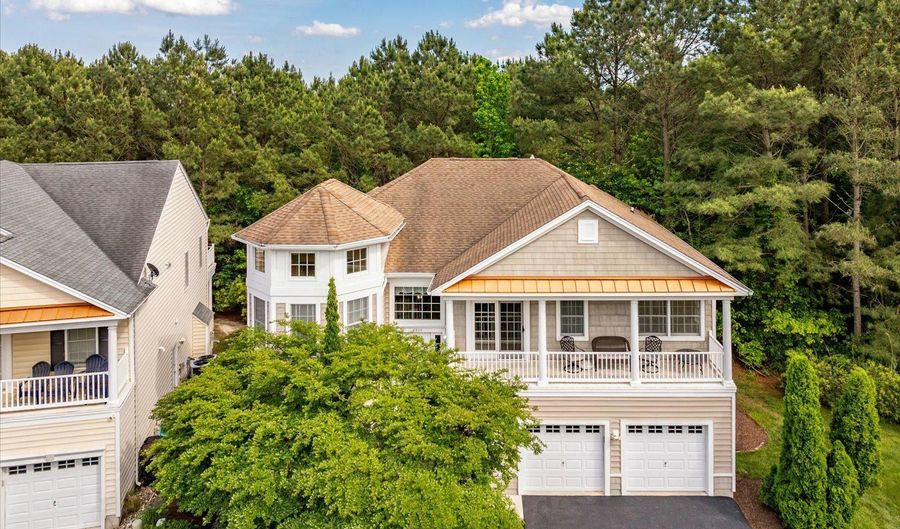 8705 HABITAT Ct, Berlin, MD 21811 - 5 Beds, 4 Bath