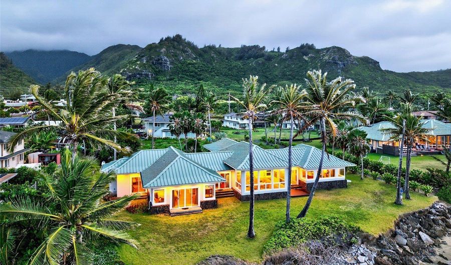 54-327 Kamehameha Hwy 1B, Hauula, HI 96717 - 3 Beds, 4 Bath